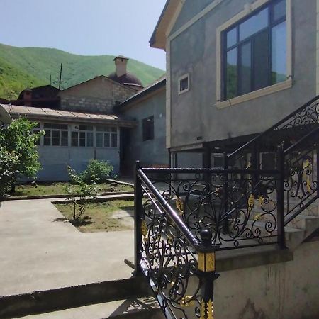 Ilham Mustafa Houses Шеки Экстерьер фото
