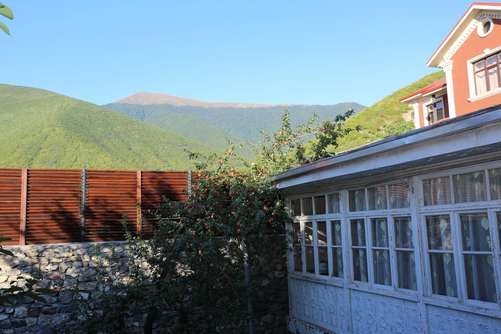 Ilham Mustafa Houses Шеки Экстерьер фото